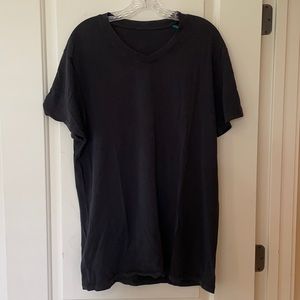 Black vneck Lulu lemon short sleeve T-shirt